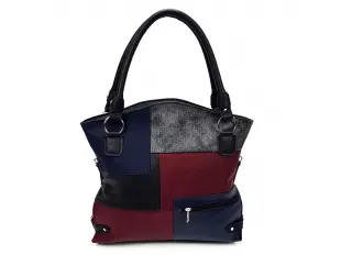 Многоцветна чанта на кръпки Многоцветна чанта на кръпки