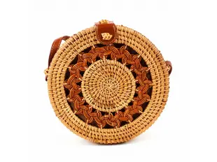 Кръгла дамска чанта от ратан Кръгла дамска чанта от ратан