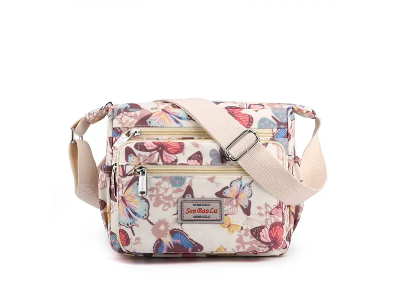 Чанта от текстил с пеперуди Чанта от текстил с пеперуди