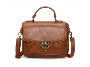 Кафява дамска чанта - Klasia