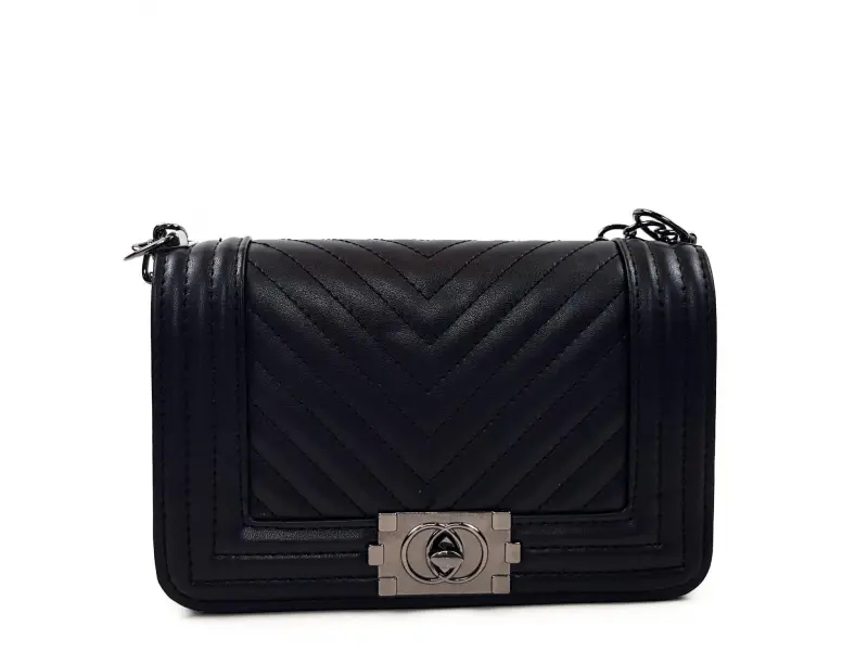 Стилна малка чанта - среден вариант Стилна малка чанта - среден вариант