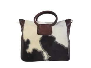 Кафява кожена чанта с косъм