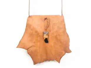 Средна светло кафява чанта - листо Средна светло кафява чанта - листо