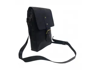 Черна мъжка чанта с катарама - Leat