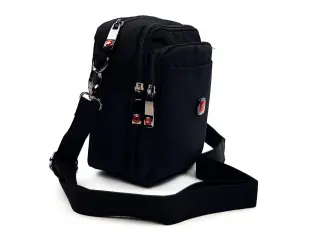 Черна мъжка чанта - здрава материя