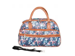 Дамска пътна чанта с пеперуди